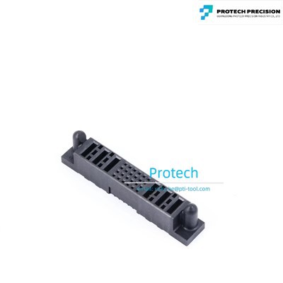 Калап за вбризгување во шуплина Muti со жежок тркач на Gunther за електронски конектори